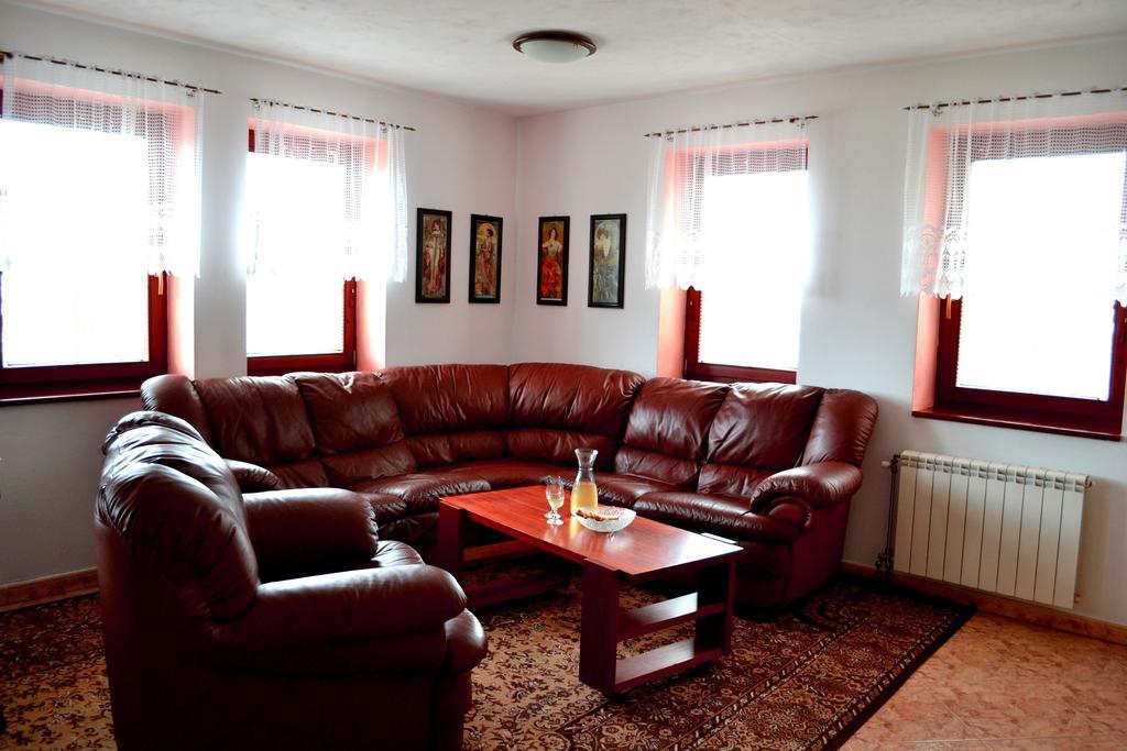 Apartment Zelezny Hrozen Вальтице Номер фото